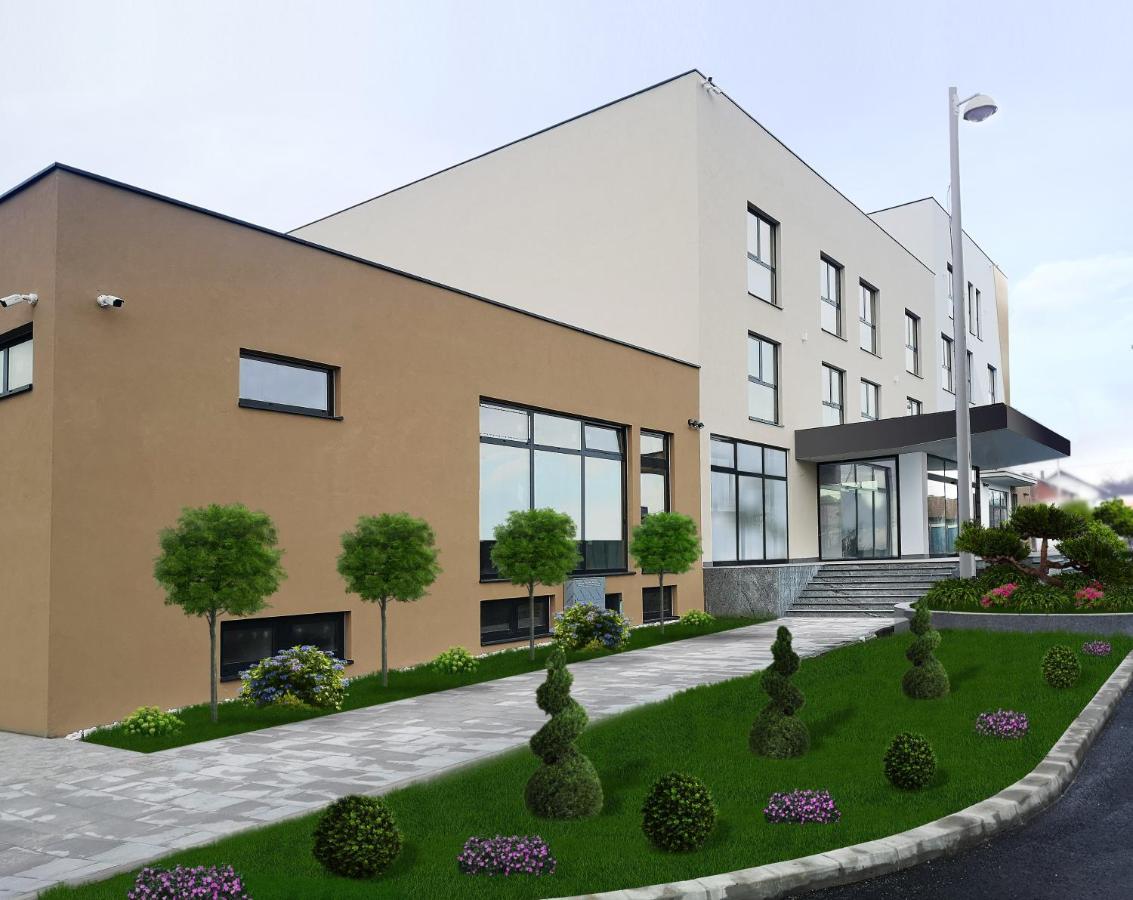 Antunovic Hotel East Sesvete Exterior foto